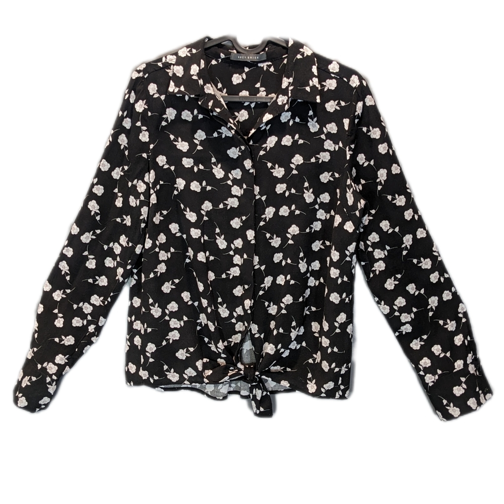 Suzy Shier Back and White Floral Button Up Collared Shirt with Tie Bottom Size S